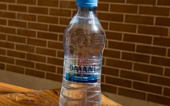 اب معدنی کوچک